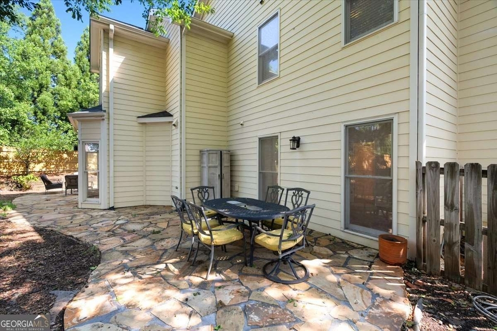 1560 Oak Park Cove - Photo 11