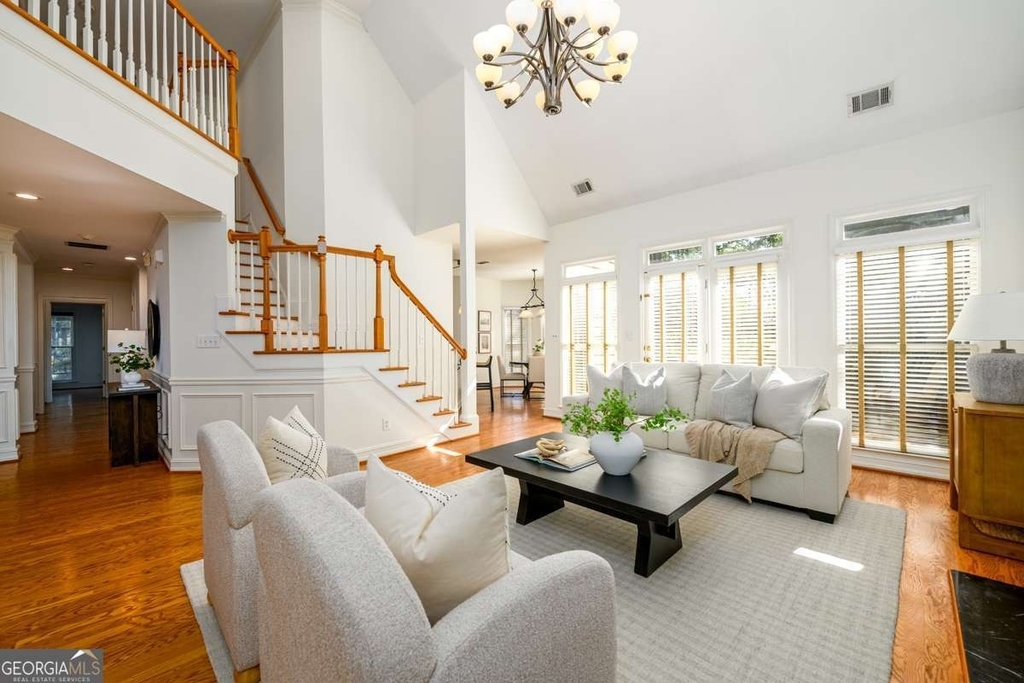 1560 Oak Park Cove - Photo 5