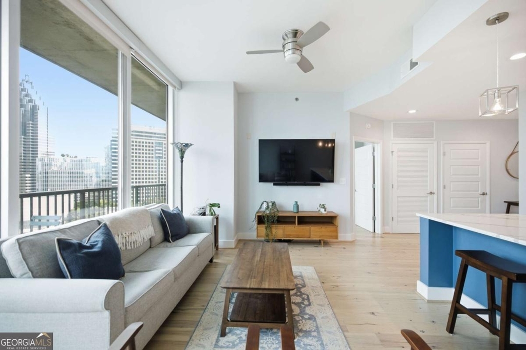 1080 Peachtree Street Ne - Photo 8