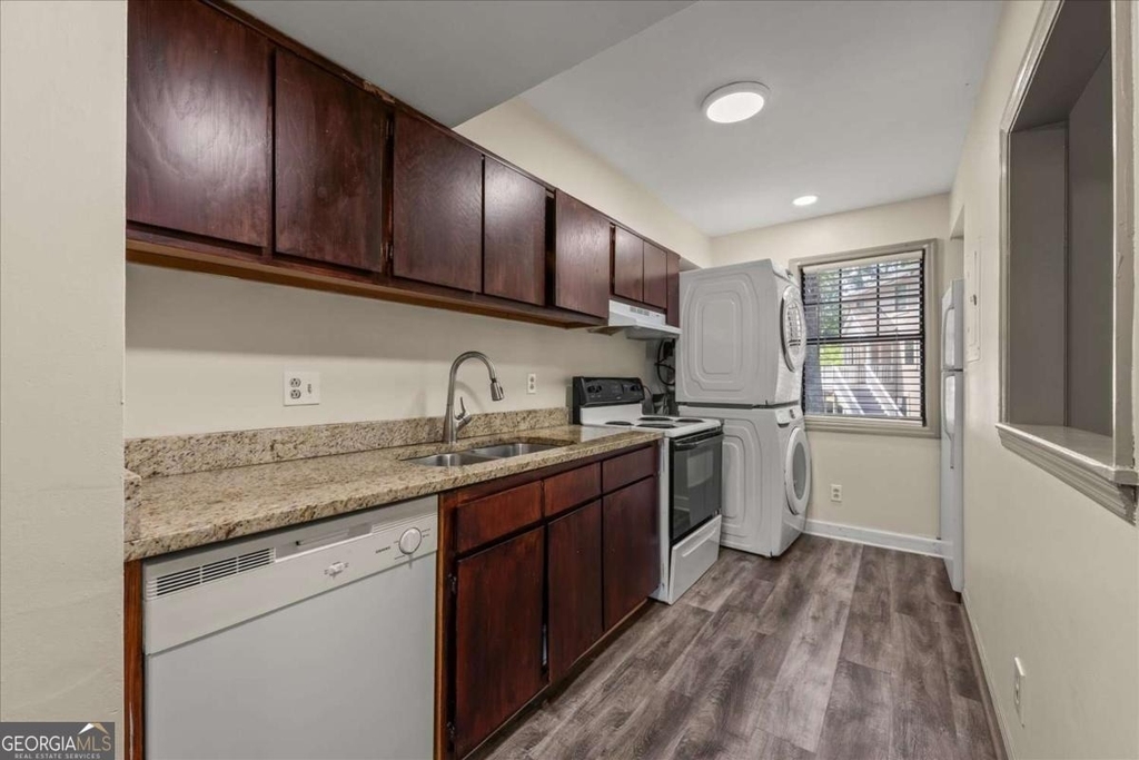 210 Appleby Drive - Photo 7