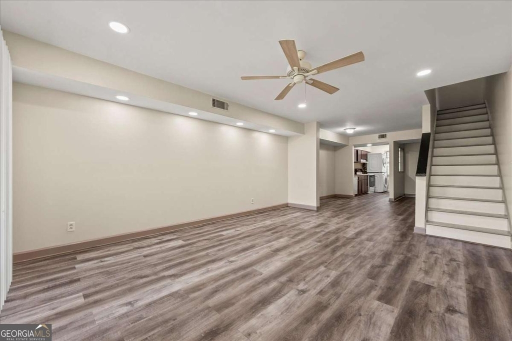 210 Appleby Drive - Photo 10