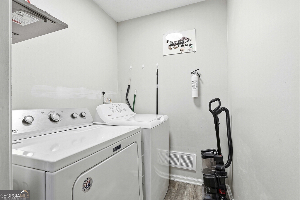 110 Clydesdale Road - Photo 18