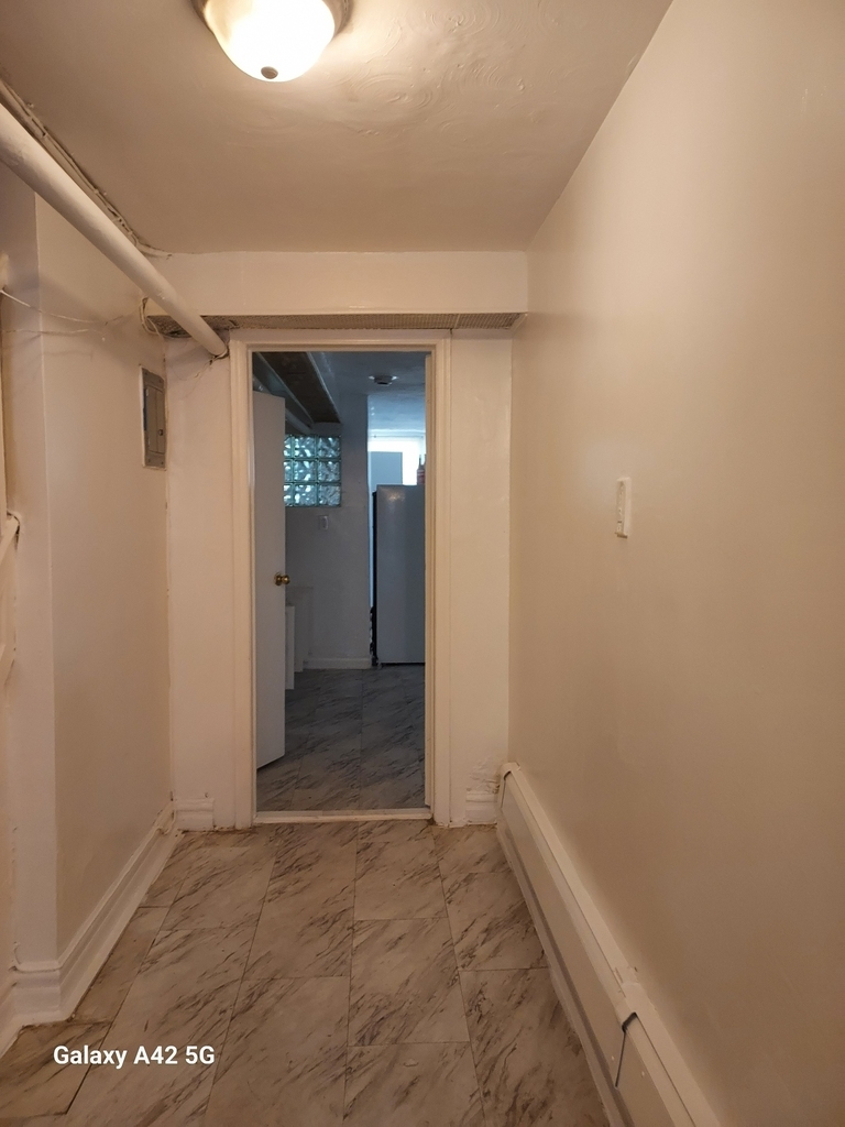East Flatbush - Photo 3