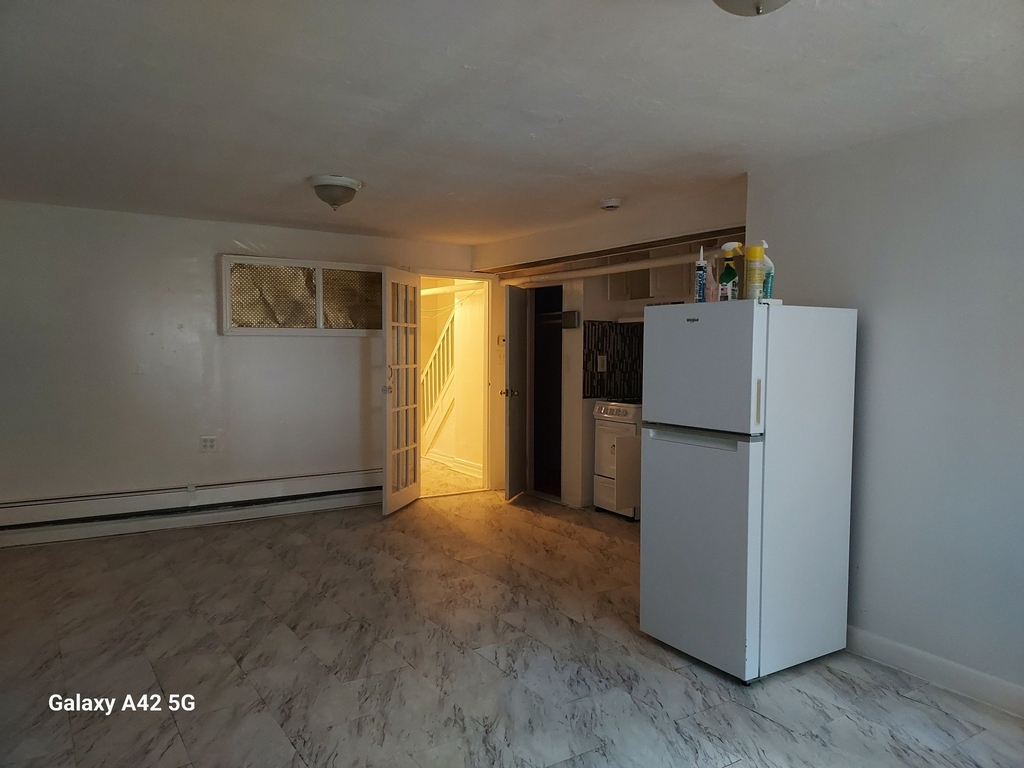 East Flatbush - Photo 1
