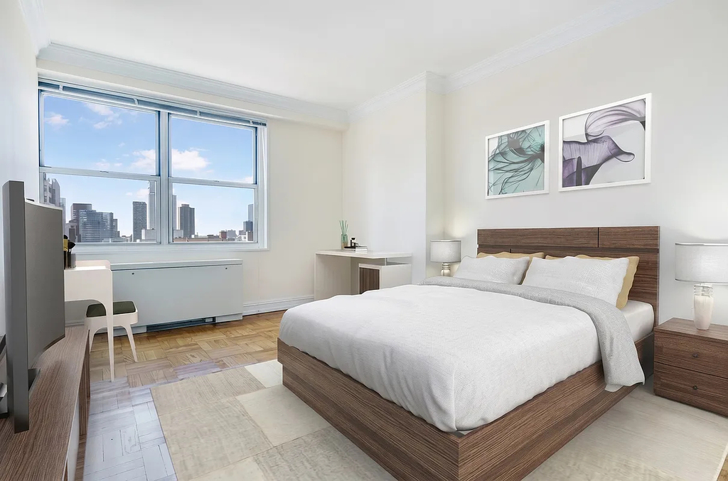 West 53rd - Photo 2