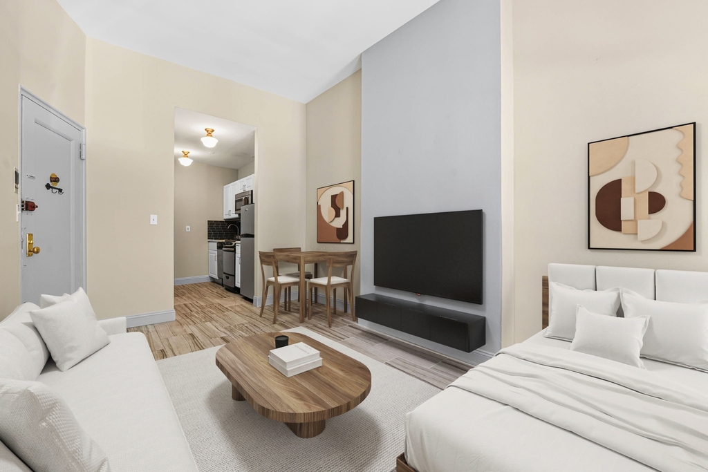 421 East 78th Street - Photo 1