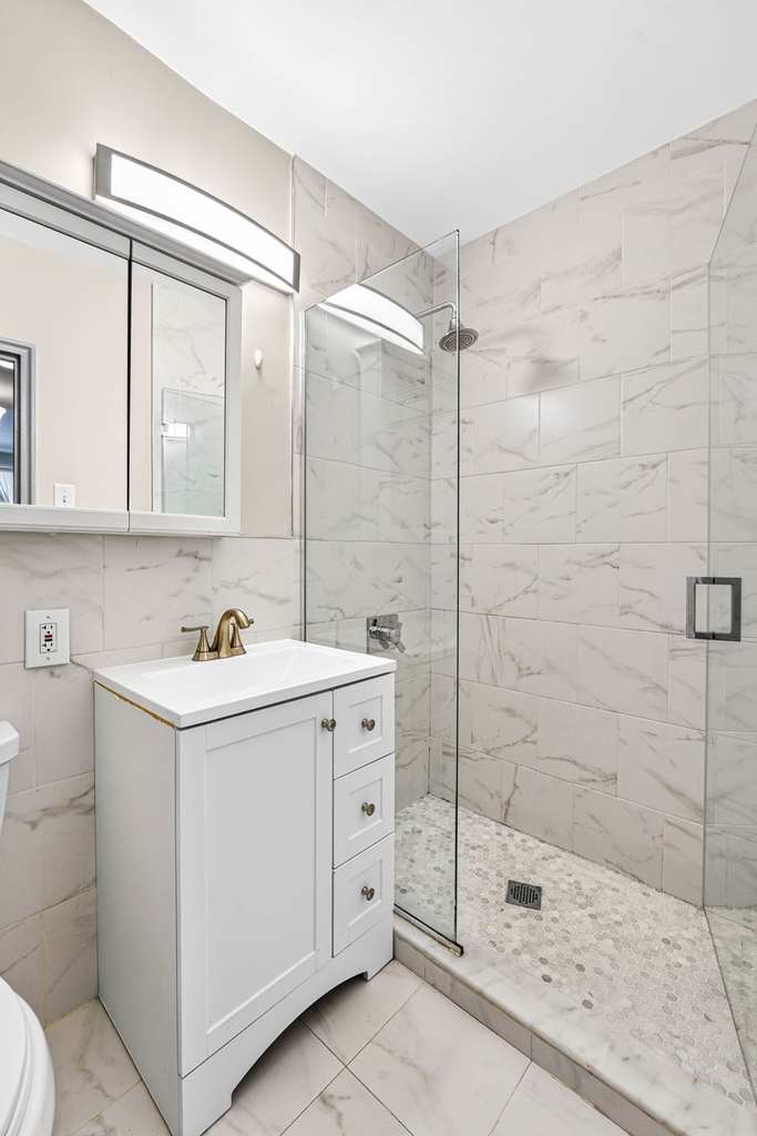 421 East 78th Street - Photo 3