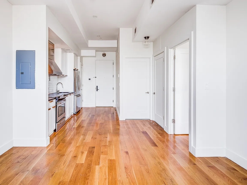 16-80 Madison Street - Photo 0