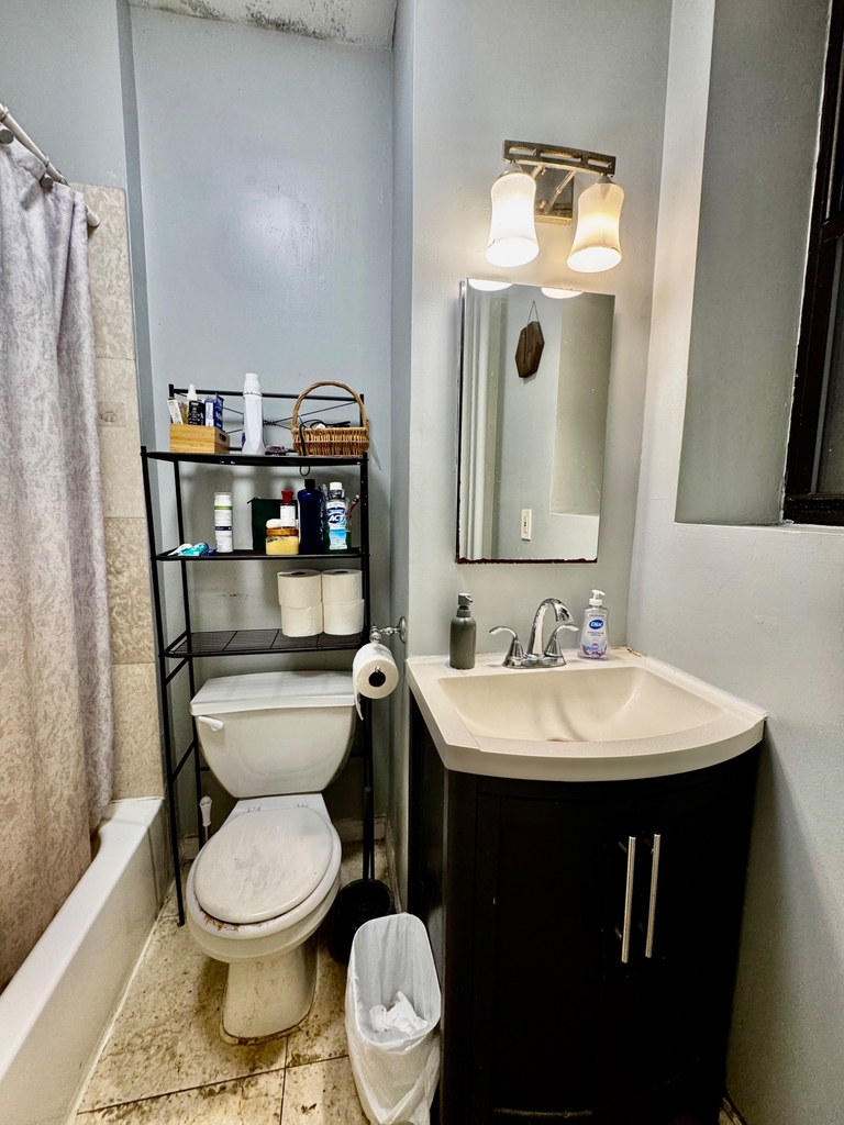 422 St Nicholas Avenue - Photo 3