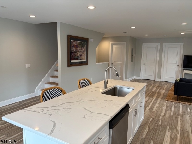 227 Lenox Ave - Photo 7