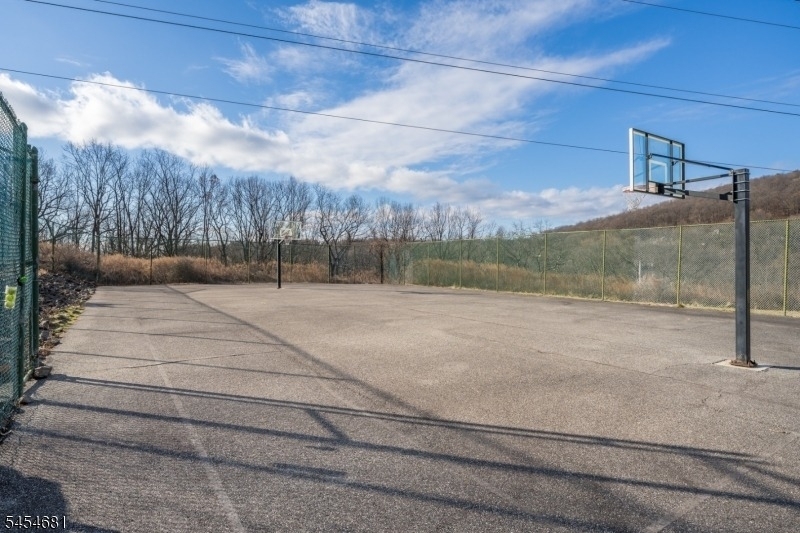 21 Foxwood Dr - Photo 35