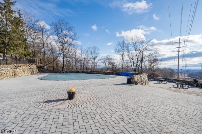 21 Foxwood Dr - Photo 33
