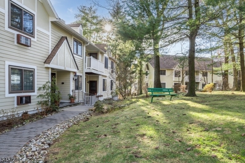 21 Foxwood Dr - Photo 31