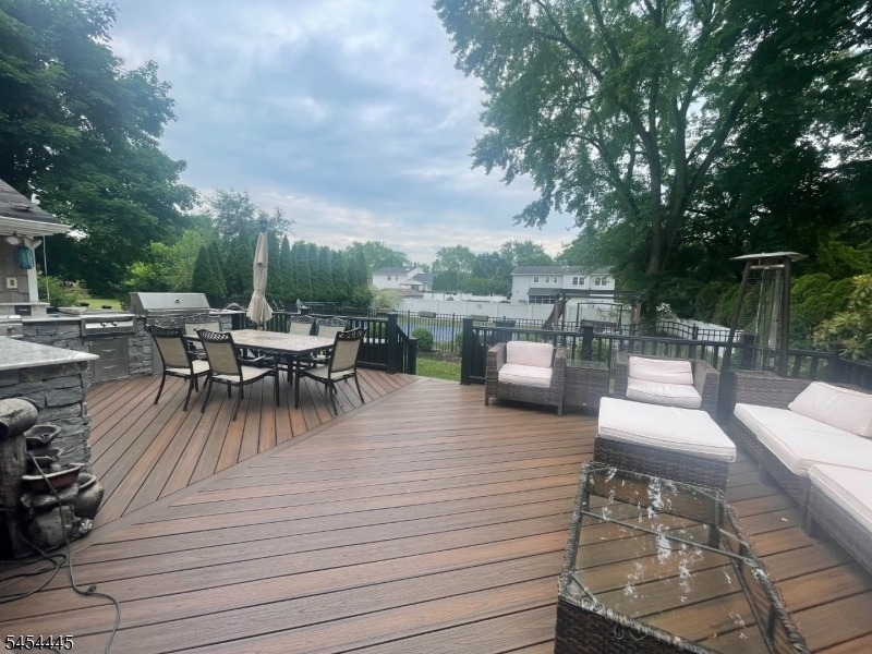 11 Benjamin Pl - Photo 18