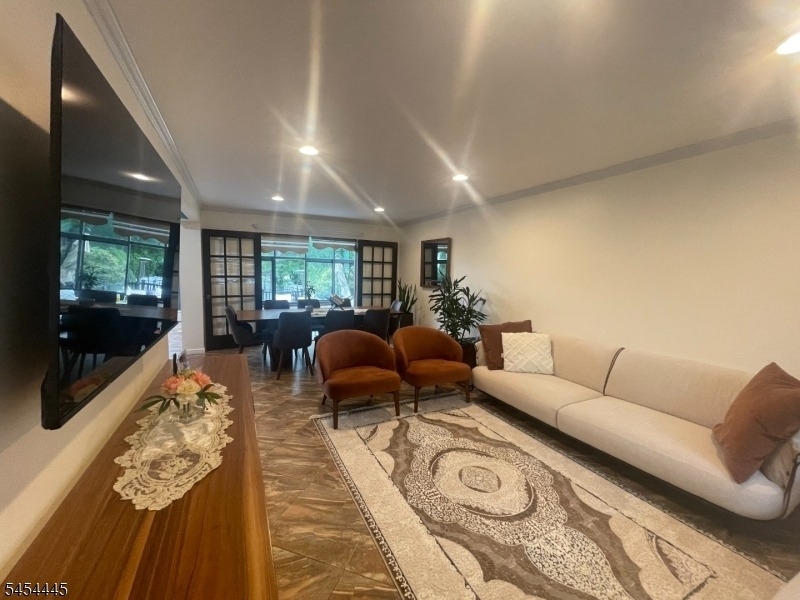 11 Benjamin Pl - Photo 6