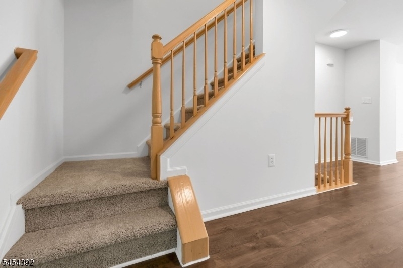 9 Knox Ct - Photo 15