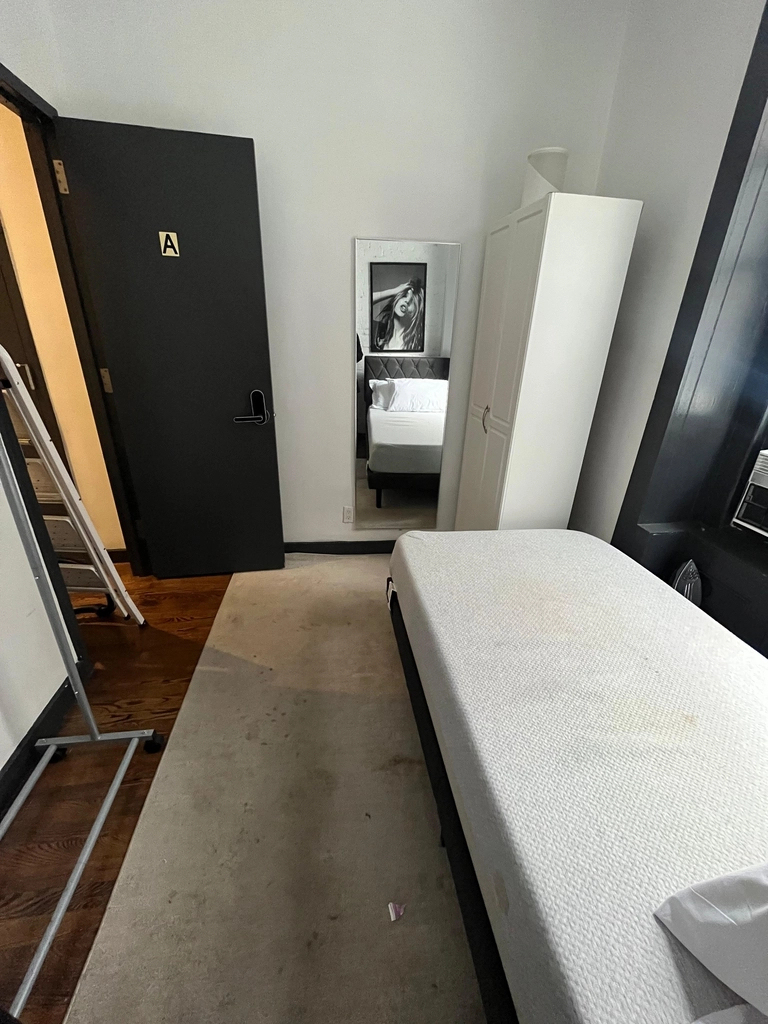 509 East 87th Street - Photo 2