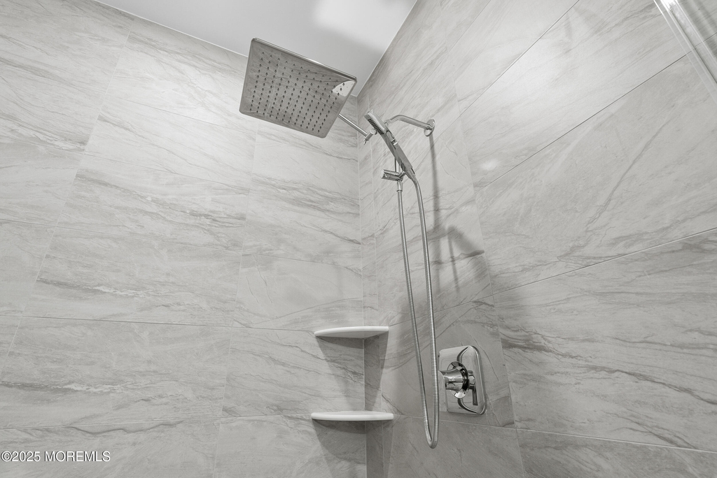 185 Morris Avenue - Photo 11