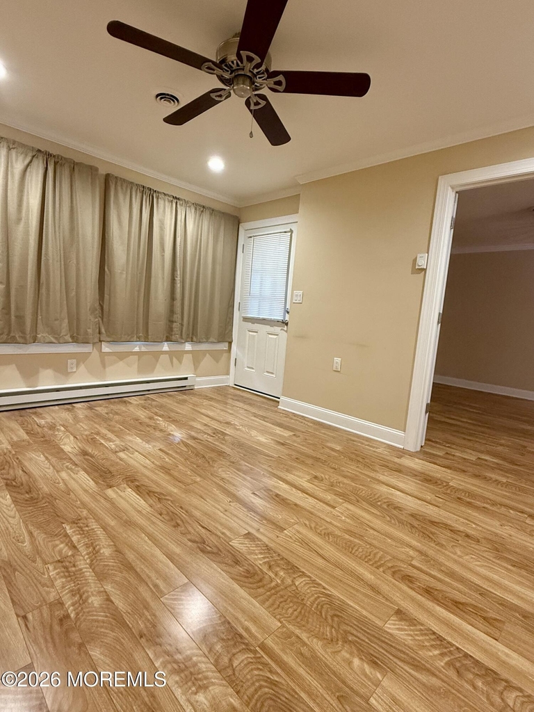 35c Edinburgh Lane - Photo 1