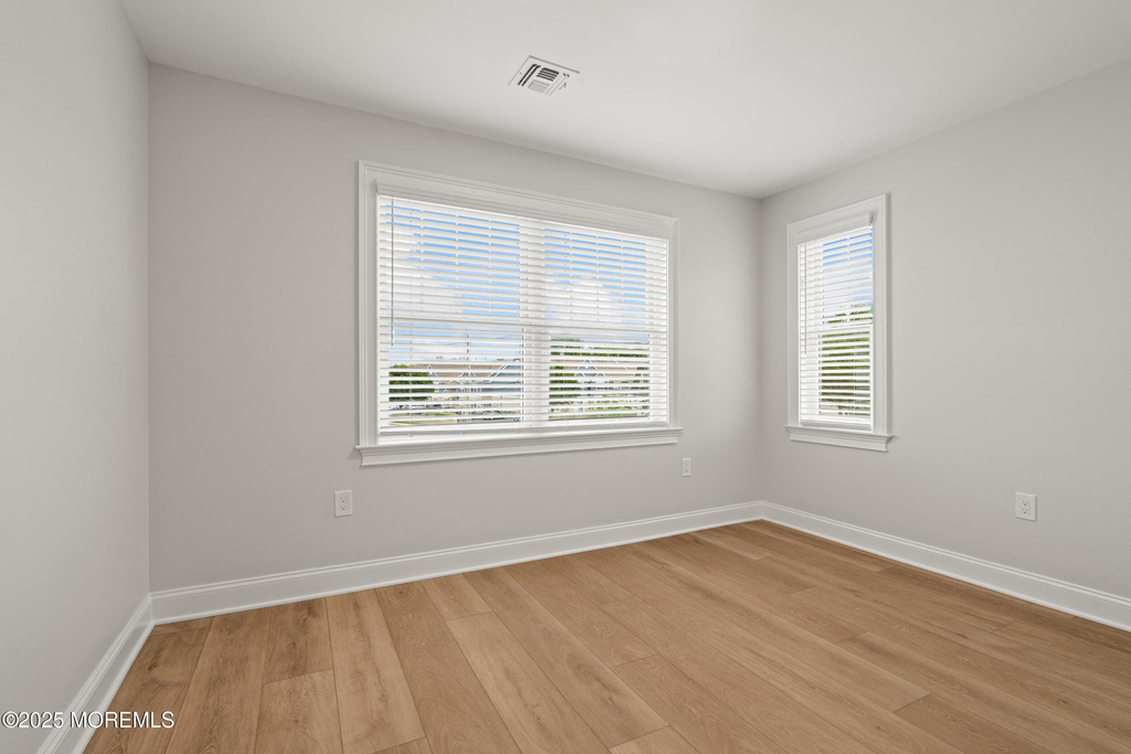215 Brighton Avenue - Photo 31
