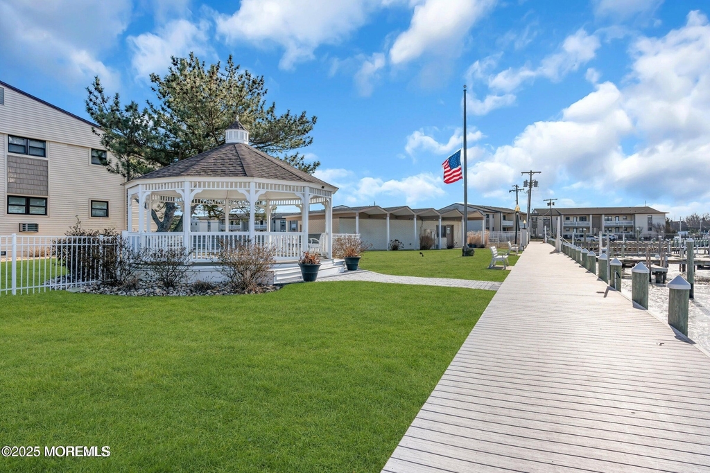 98 Wharfside Drive - Photo 15