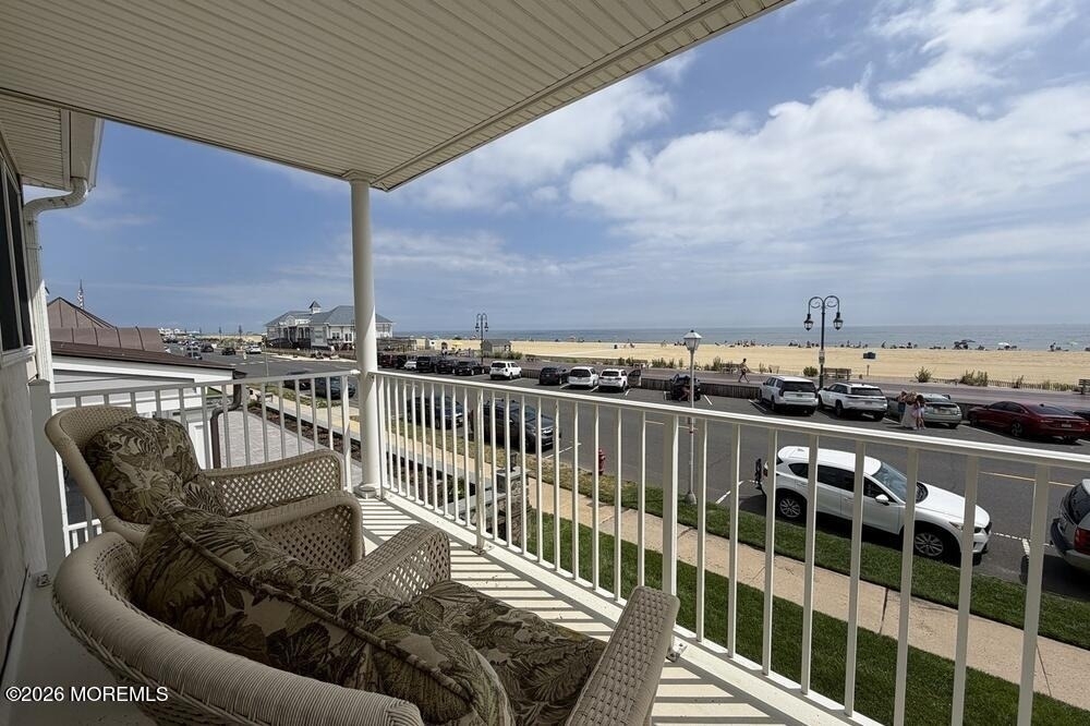 605 Ocean Avenue - Photo 3