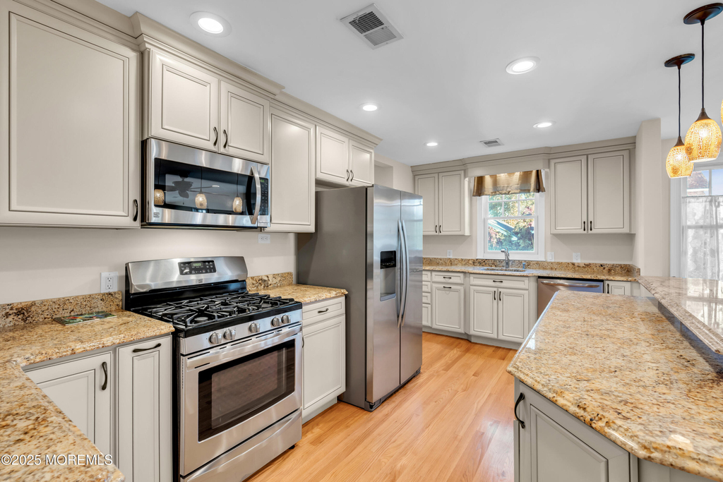 1003 C Street - Photo 23