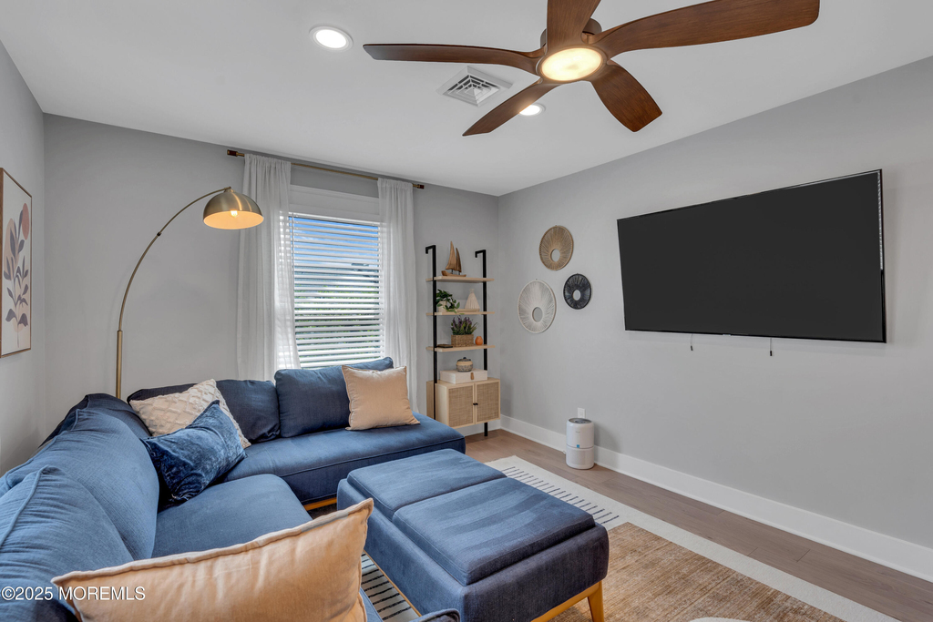 307 6th Avenue - Photo 32