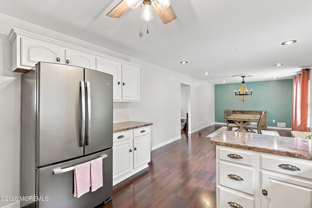 1519 Berkeley Avenue - Photo 9