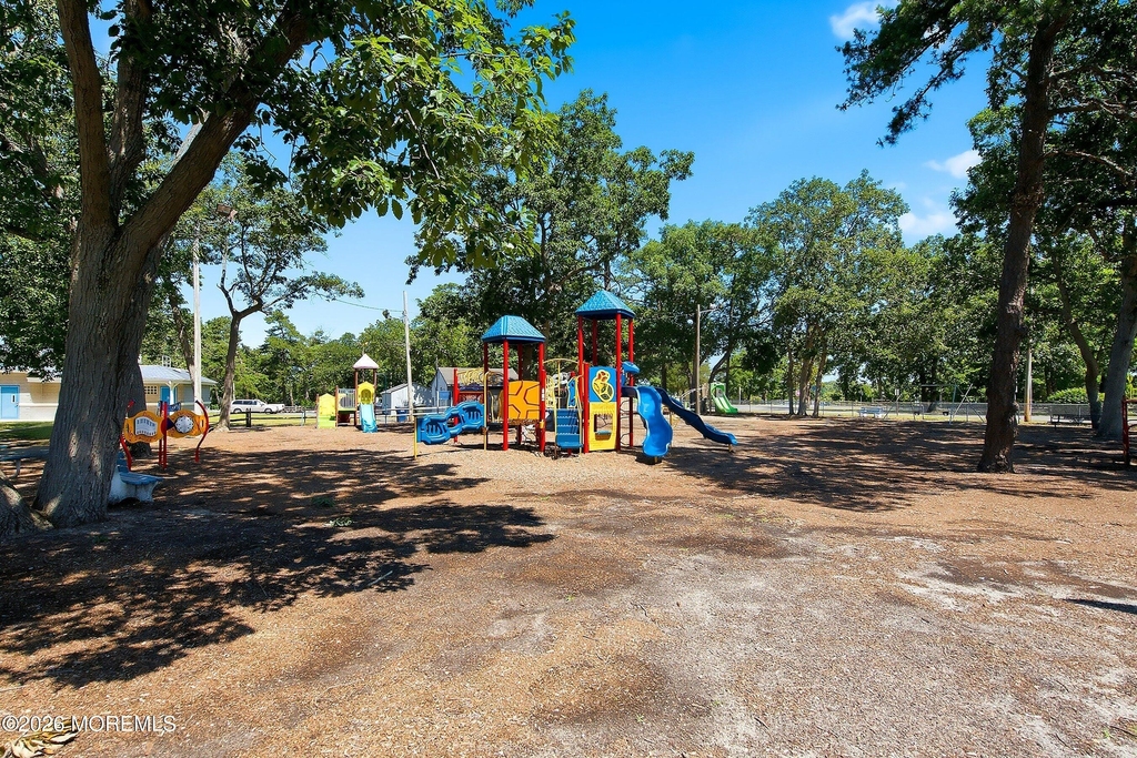 1519 Berkeley Avenue - Photo 40