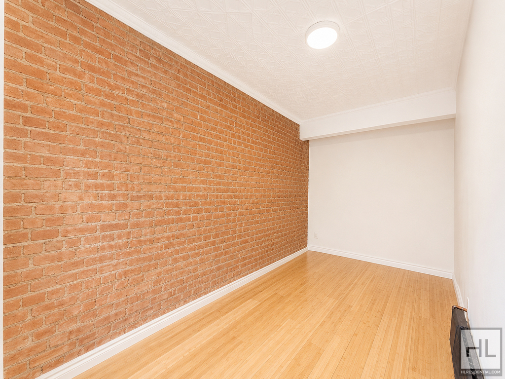 Waverly Avenue - Photo 10