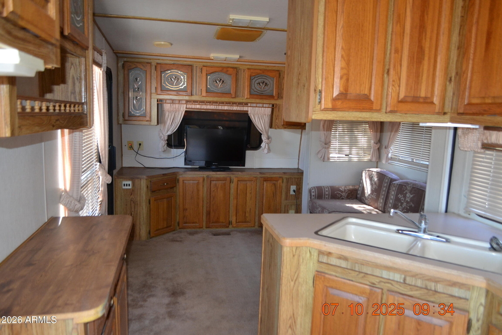 677 S Warner Drive - Photo 4