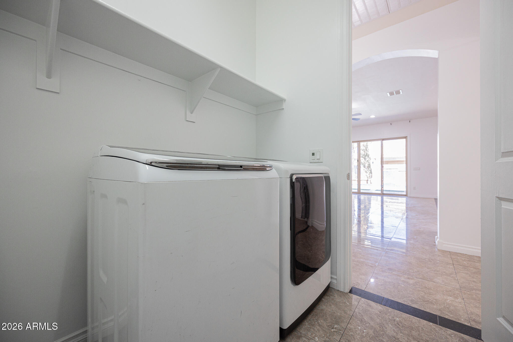 224 E Mead Drive - Photo 32
