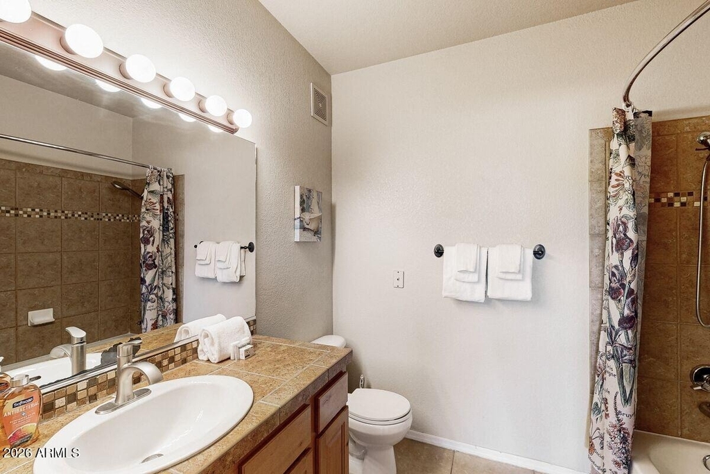 7050 E Sunrise Drive - Photo 10