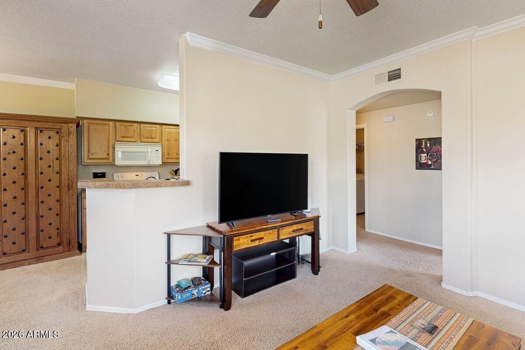 7050 E Sunrise Drive - Photo 4