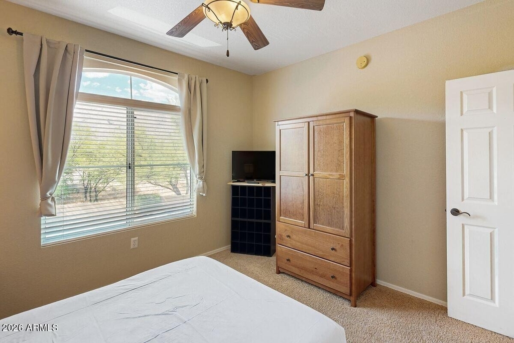 7050 E Sunrise Drive - Photo 12