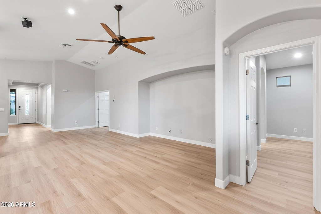 10361 W Foothill Drive - Photo 5