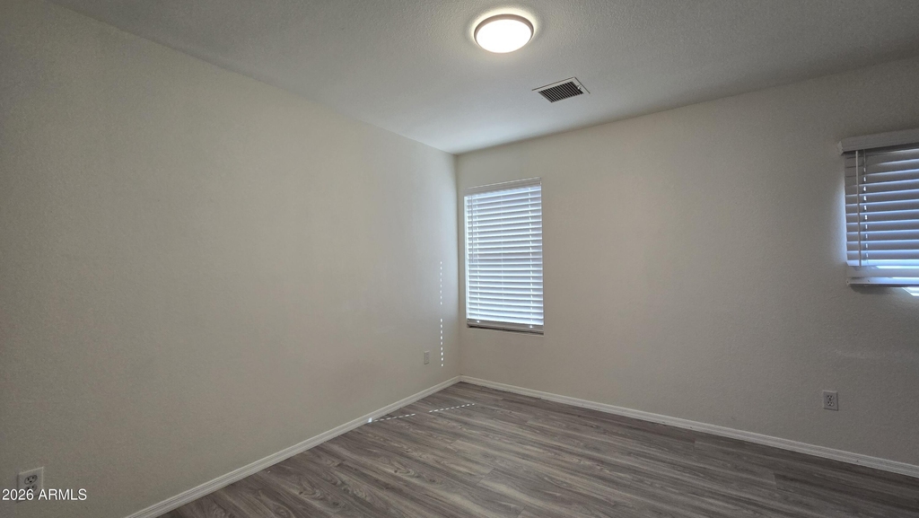638 E Springfield Place - Photo 19