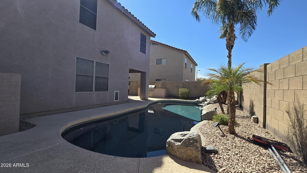 638 E Springfield Place - Photo 29