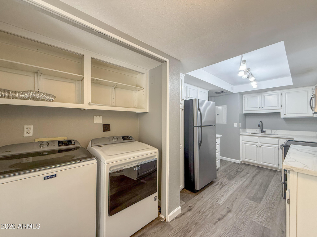 5110 N 31st Way - Photo 3