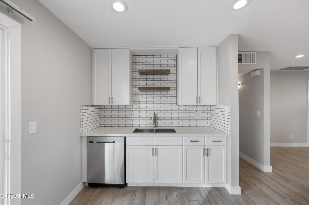 402 N 73rd Street - Photo 9