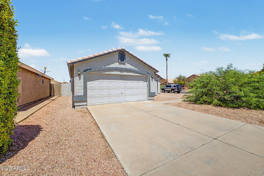 8904 W Edgemont Avenue - Photo 1