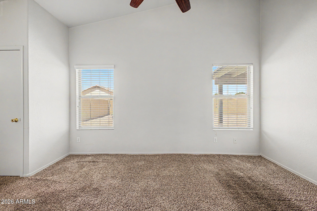 8904 W Edgemont Avenue - Photo 12