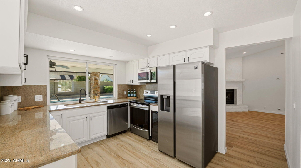 15221 N 42nd Place - Photo 20
