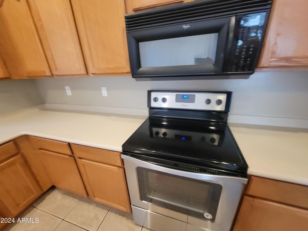 16965 W Lundberg Street - Photo 9