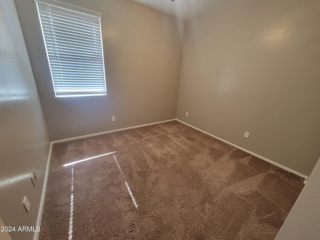 16965 W Lundberg Street - Photo 15
