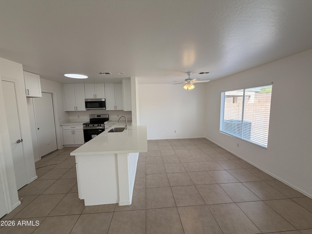12930 W Paradise Drive - Photo 3