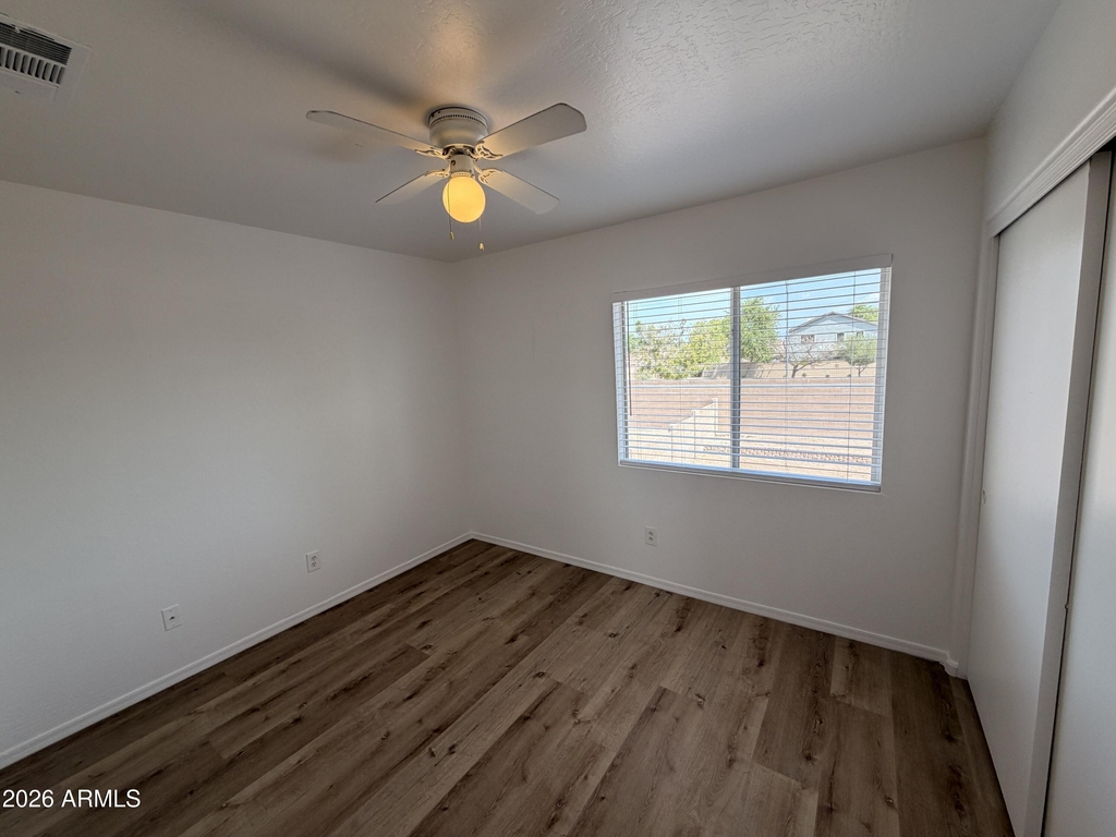 12930 W Paradise Drive - Photo 12