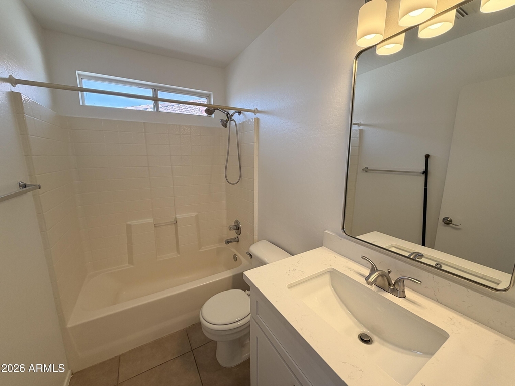 12930 W Paradise Drive - Photo 11