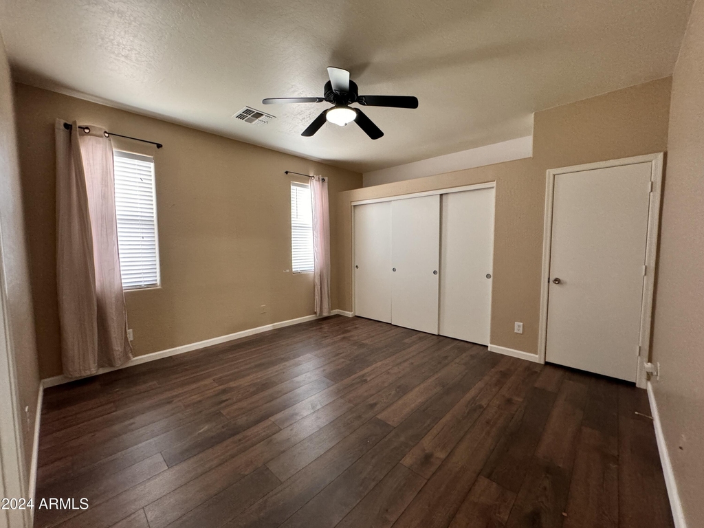 2300 E Magma Road - Photo 4